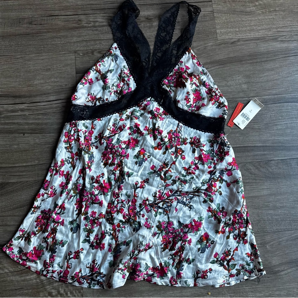 NWT Anthropologie floral satin lace silky blouse size S